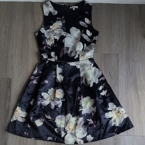 Charlotte Russe Floral Sleeveless Dress
